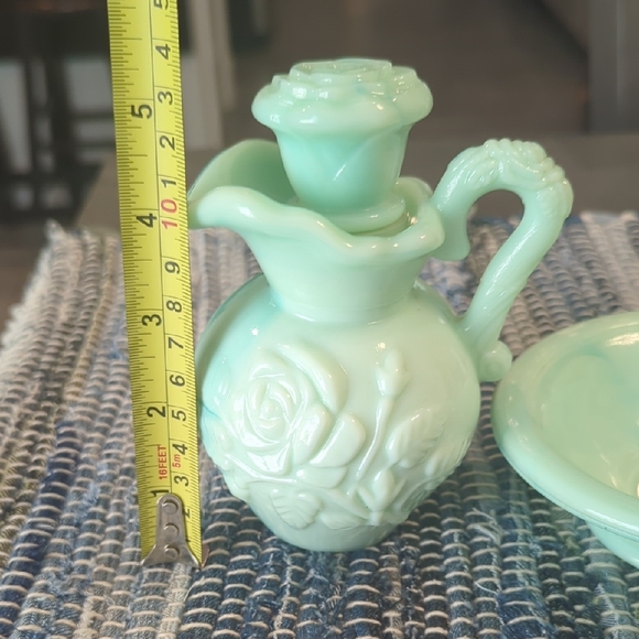 Vintage Avon Turquoise Swirl Jadeite Pitcher/ Bowl Set W/ Victorian Rose Design - Picture 5 of 7